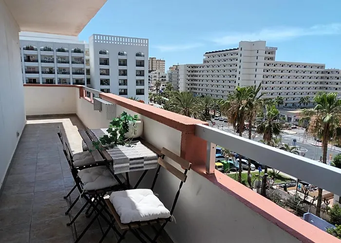 Daire Sunset Over The Sea *