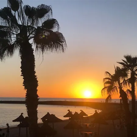 Apartment Sunset Over The Sea *